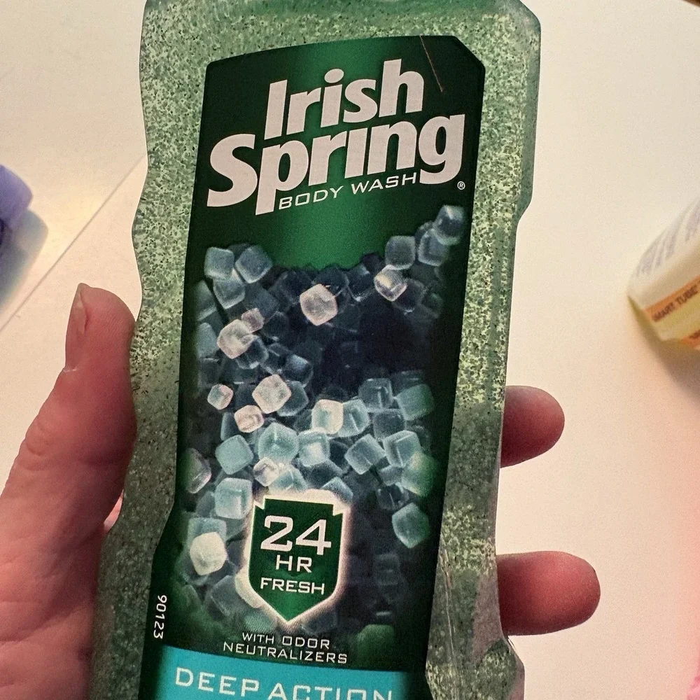 Irish Spring Deep Action Scrub Body Wash Gel Paraben Free 18 fl oz